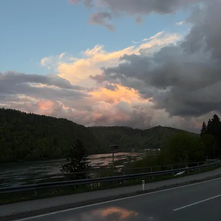 بيت ضيافة Zur Blauen Donau